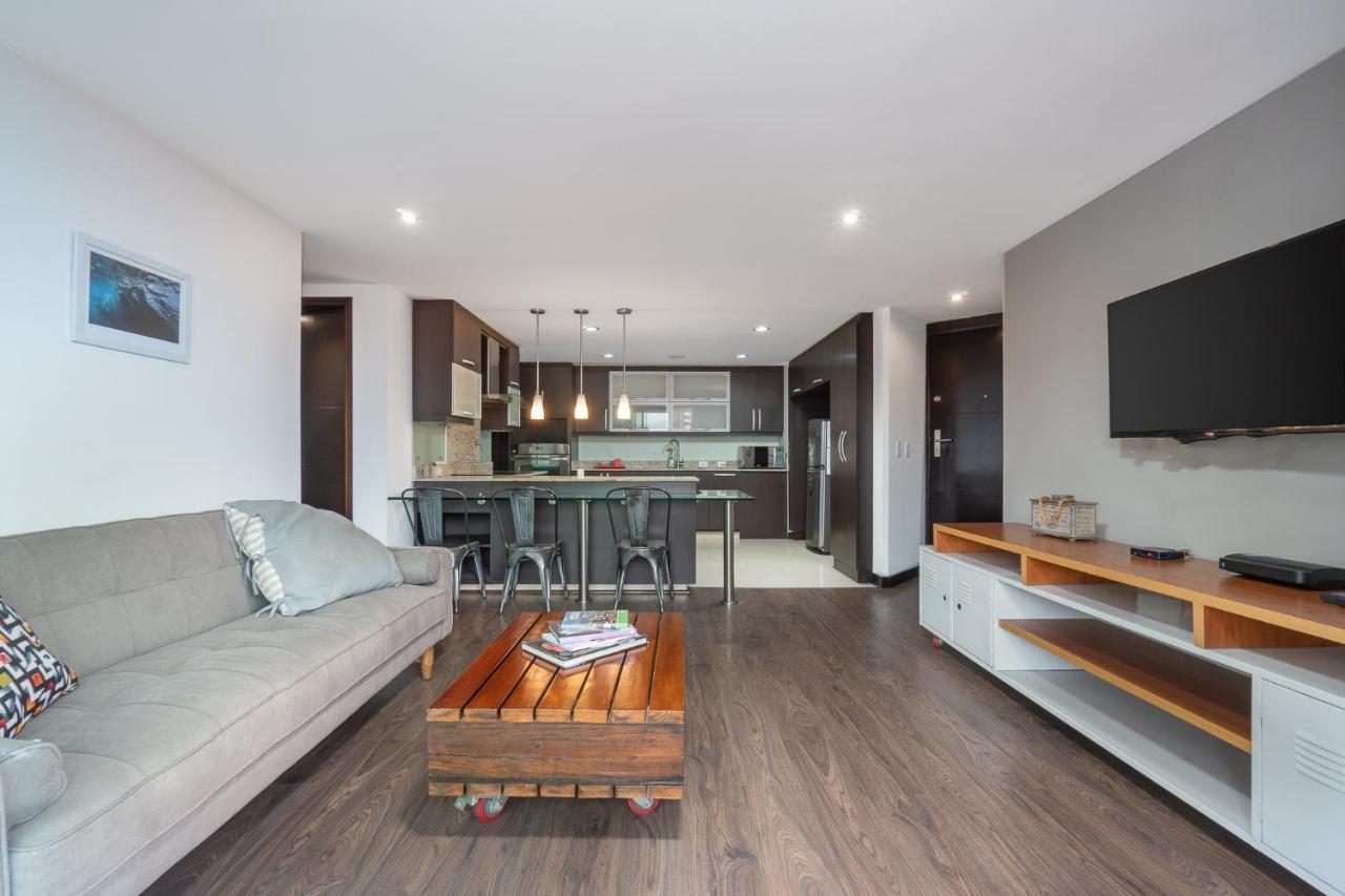 Apartamentos Poblado Alejandria By Housy Host Medellin Ngoại thất bức ảnh